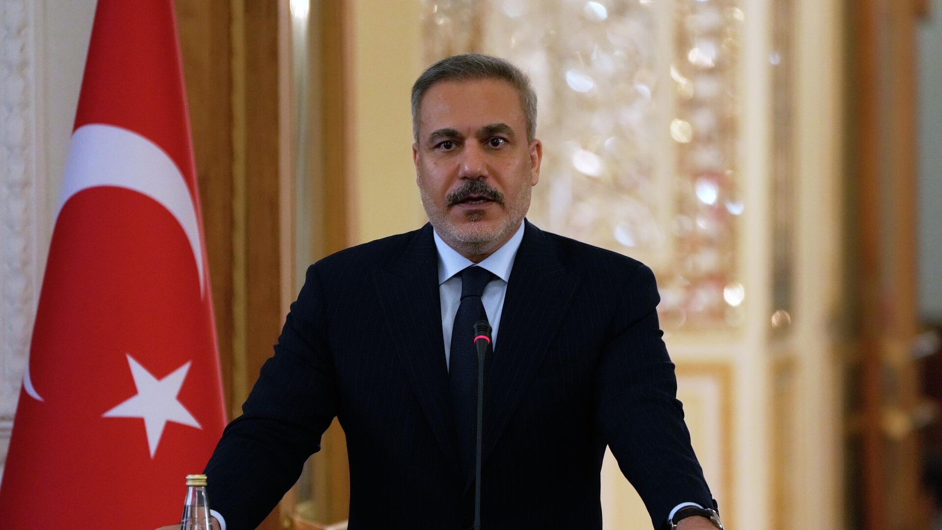 فيدان يكسف عن تحديات كبيرة تواجه تشكيل قوة الاستقرار الدولية في غزة 