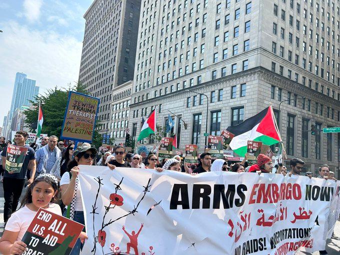 وقفة احتجاجية في شيكاغو رفضاً لعدوان الاحتلال الإسرائيلي على قطاع غزة