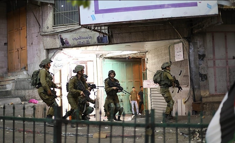 إصابات واعتقالات باقتحام قوات العدو الصهيوني رام الله وجنين