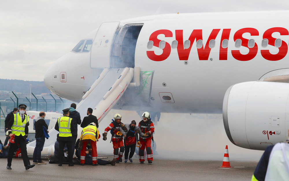 إصابة 6 ركاب في إخلاء رحلة للخطوط السويسرية في الهند   