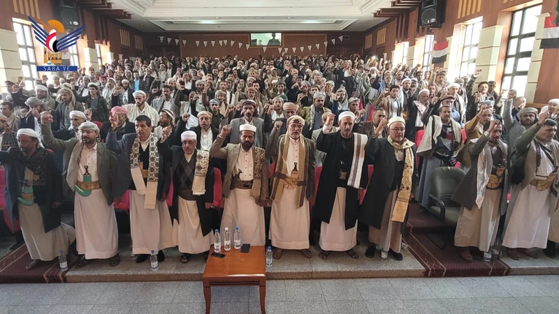 علماء وخطباء حجة: ندعو شعوب الأمة للدفاع عن القرآن 