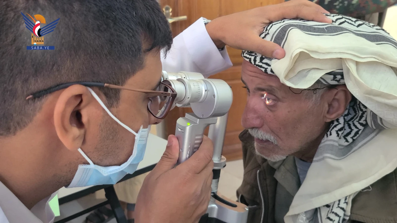 تدشين المخيم الطبي المجاني للعيون في المحويت