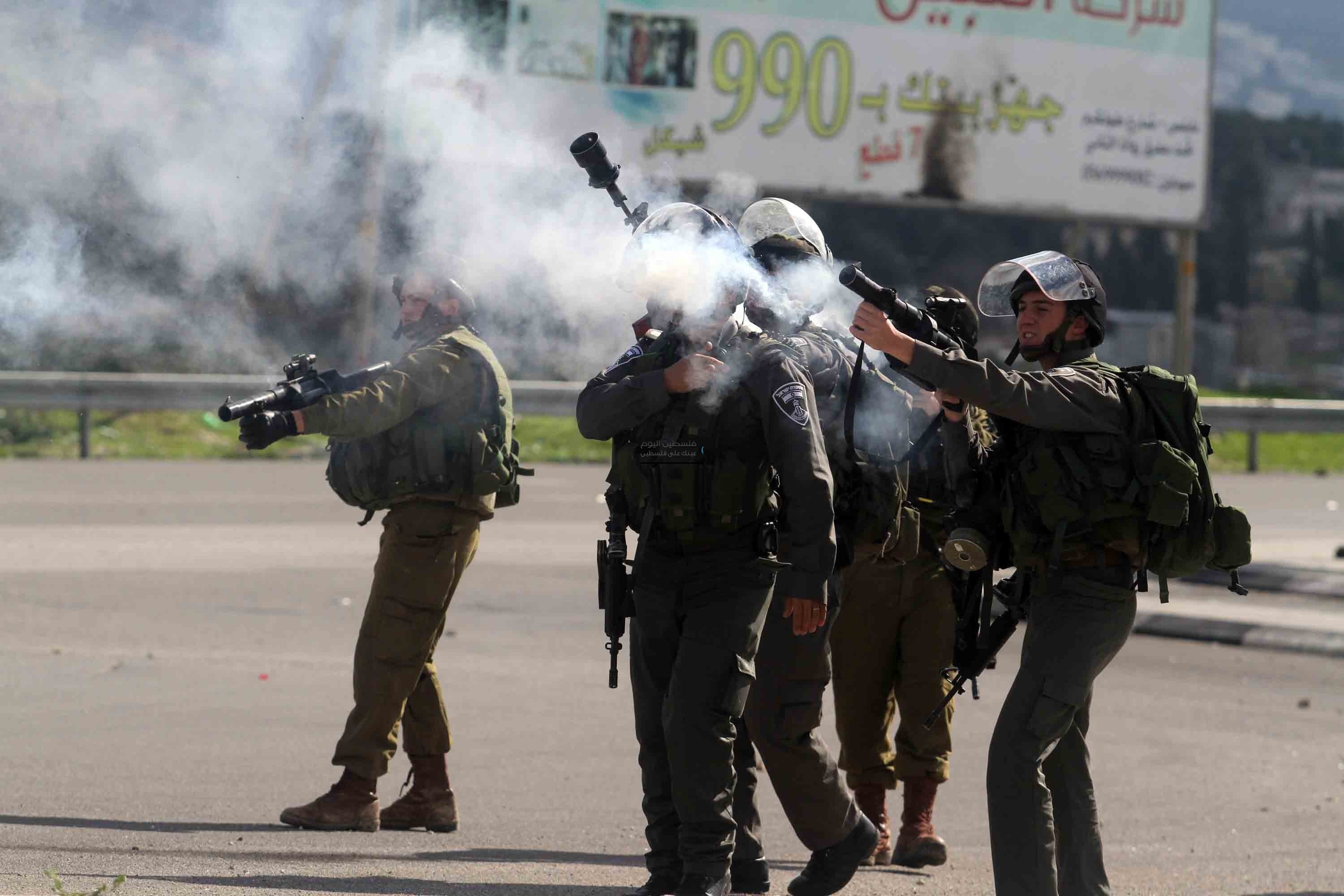 إصابة 4 فلسطينيين بالاختناق خلال اقتحام العدو لطوباس ومستوطنون يسرقون أغناما شرق رام الله