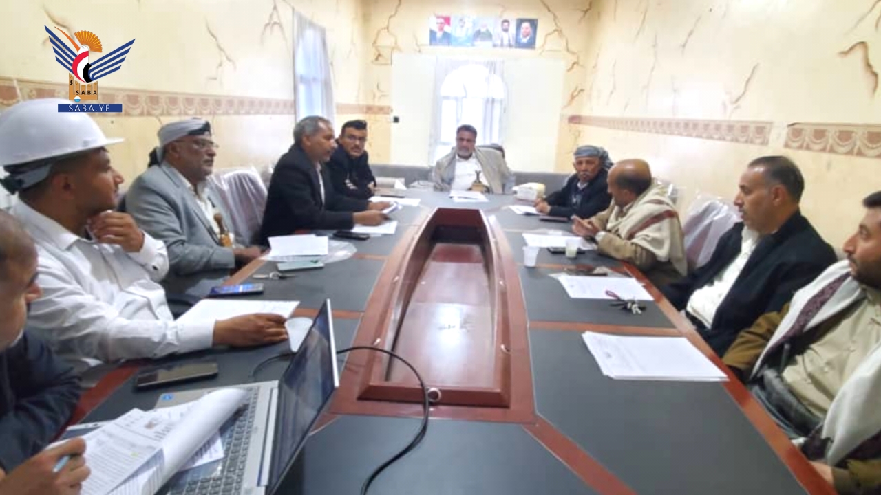 مناقشة مستوى تنفيذ المشاريع الممولة من الوحدة التنفيذية لصيانة الطرق بالبيضاء