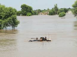 باكستان : مصرع أربعة أشخاص غرقا في انقلاب قارب مخصص لمتضرري الفيضانات