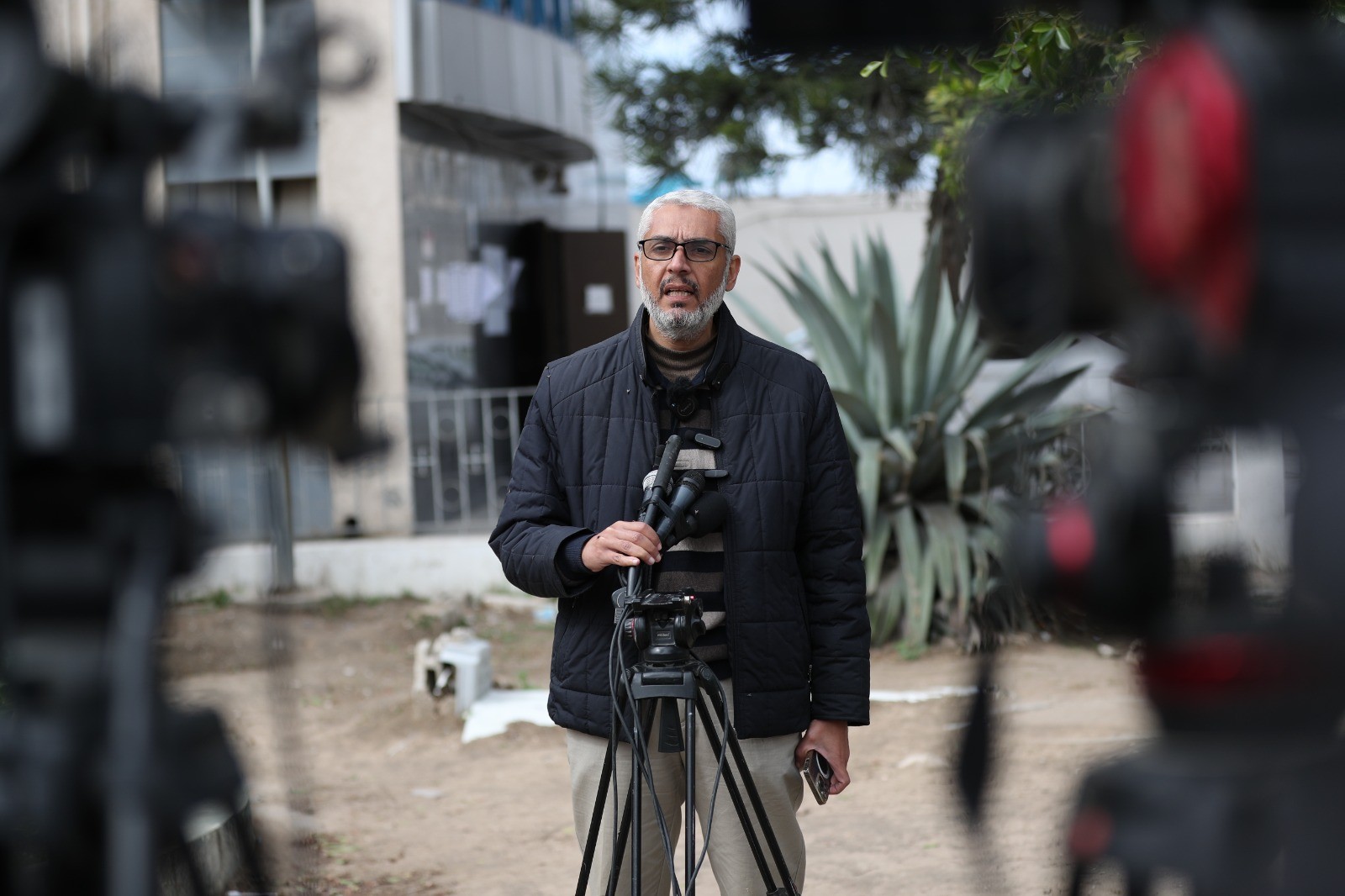 المكتب الاعلامي بغزة: المواد الغذائية المتوفرة في الأسواق تكفي لأسبوعين