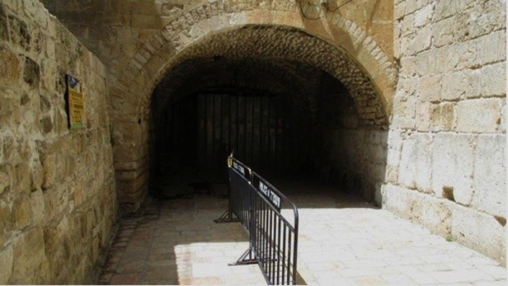 هيئات مقدسية تستنكر انتهاك العدو الصهيوني الصارخ بحق"رباط الكرد " في الأقصى