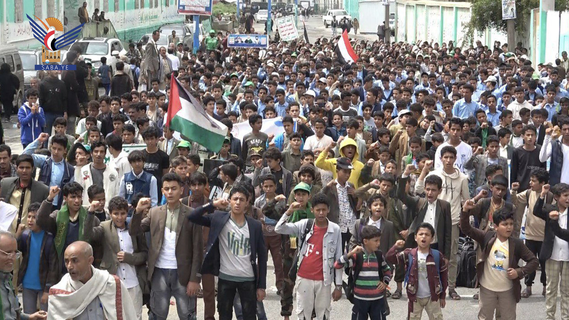 مسيرات طلابية في محافظة حجة تضامنا مع غزة