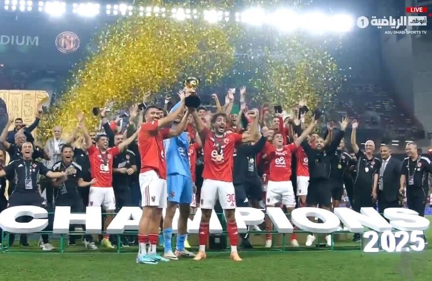 الأهلي يتوج بلقب بطل كأس السوبر المصري على حساب الزمالك 