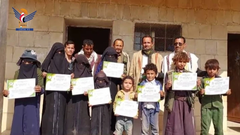 القطاع التربوي بالمحويت يكرّم أبناء الشهداء في مدارس المديريات