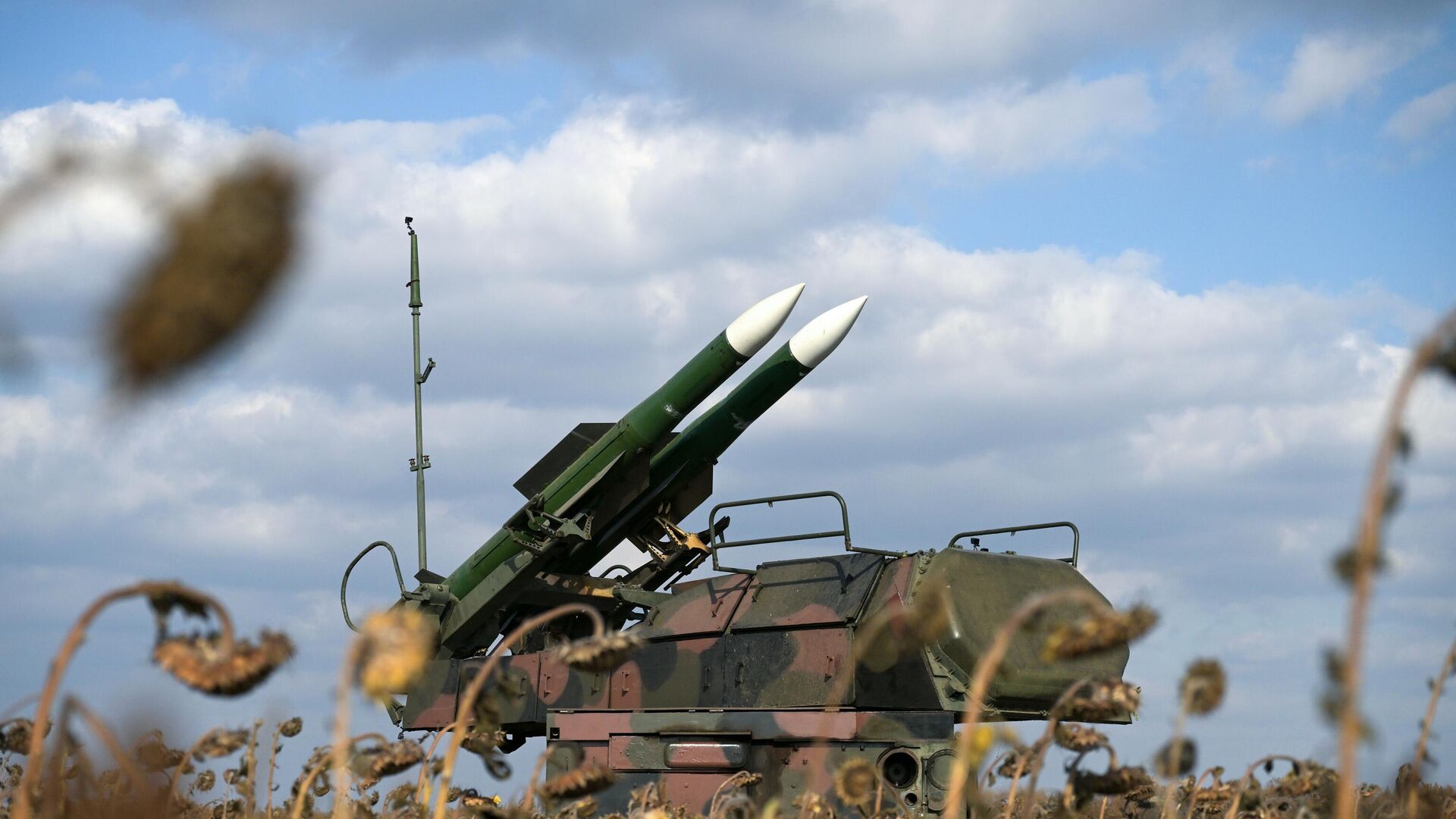 الدفاع الروسية: الدفاع الجوي دمر 60 طائرة مسيرة أوكرانية خلال الليلة الماضية