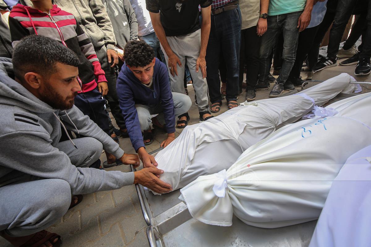 شهيدان ومصابون في قصف للعدو الصهيوني على قطاع غزة