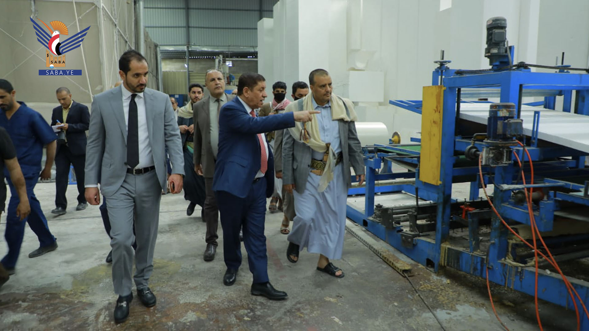 القائم بأعمال وزير الاقتصاد يزور عددًا من المصانع الإنتاجية