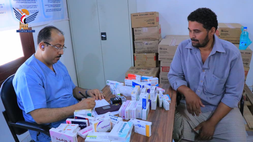 استفادة 755 حالة من المخيم الطبي الرابع للأمراض المزمنة بمستشفى الثورة بالحديدة