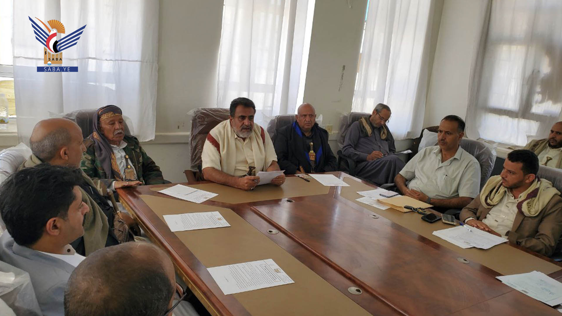 اجتماع بالبيضاء يناقش جهود التحشيد والتعبئة لمواجهة تصعيد العدوان الأمريكي