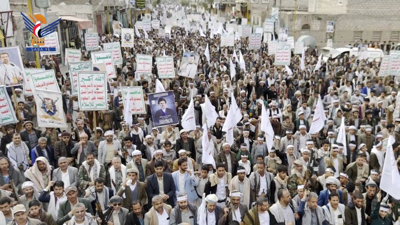 ذمار .. مسيرات ووقفات إحياءً لذكرى إستشهاد الإمام زيد وتأييدًا لبيان القوات المسلحة