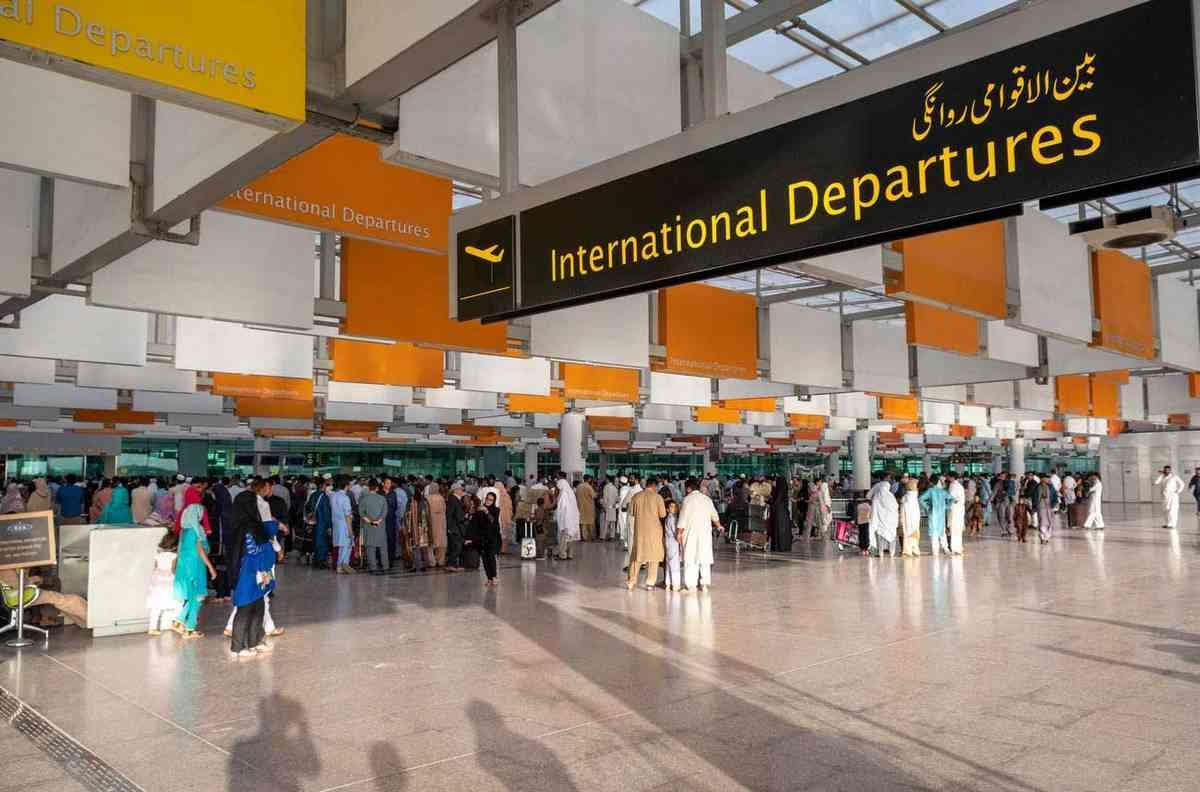 باكستان تعلن إعادة فتح مجالها الجوي بشكل كامل أمام كافة الرحلات الجوية