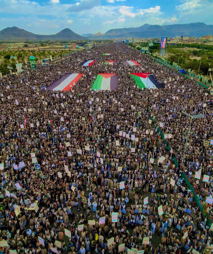 مسيرات مليونيه يمنية في مشهد مهيب يجسد ثبات الموقف مع غزة