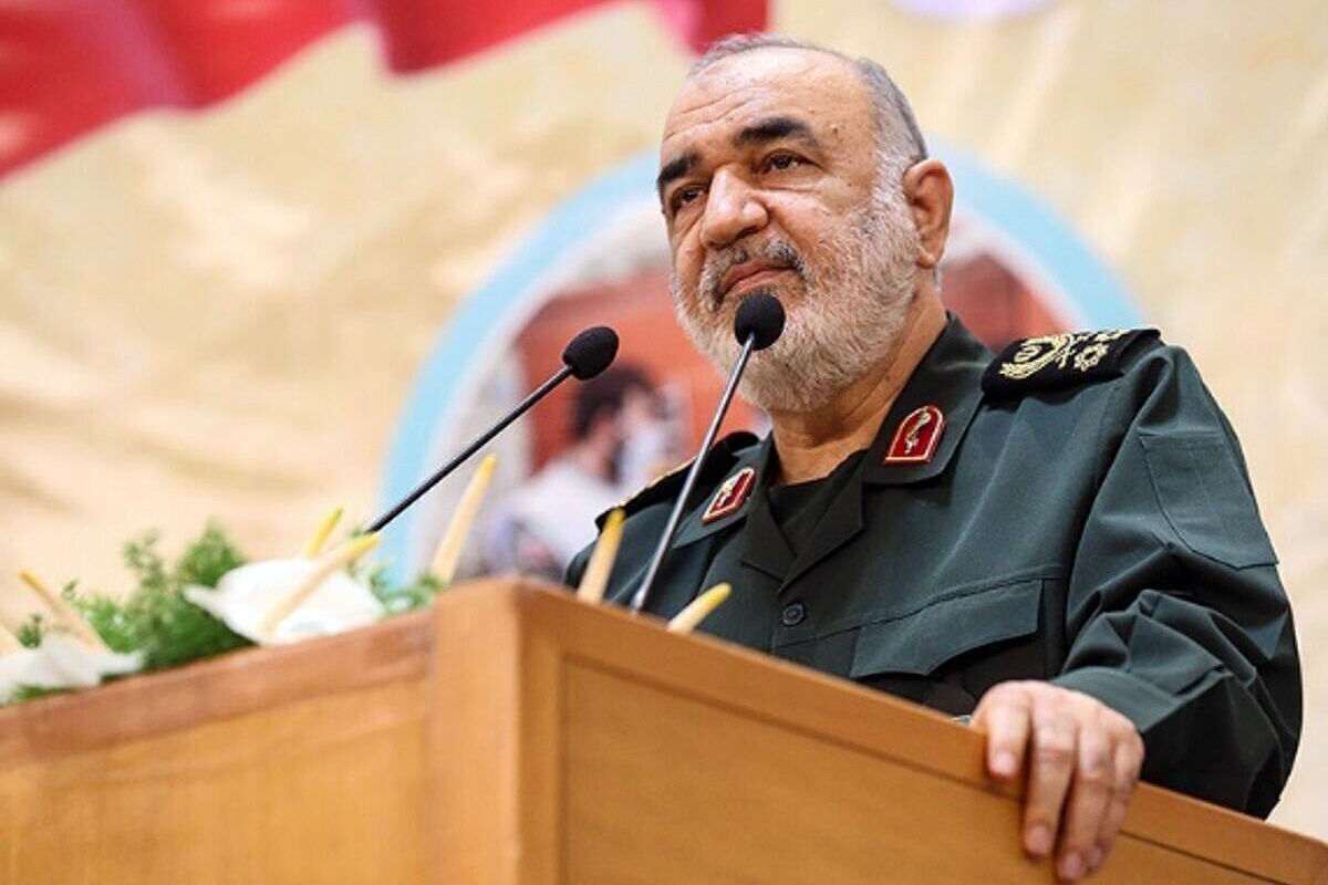 استشهاد اللواء سلامي وعدد من قادة الحرس الثوري الإيراني