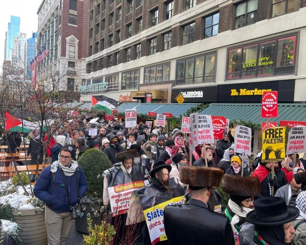 نيويورك: احتجاج في حفل تخرج جامعة "ستاتن آيلاند "رفضا للإبادة الجماعية في غزة