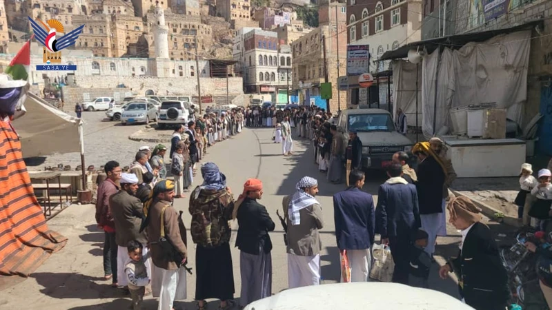 وقفات حاشدة بالمحويت وفاءً لشهيد القرآن واستمرارًا في التعبئة