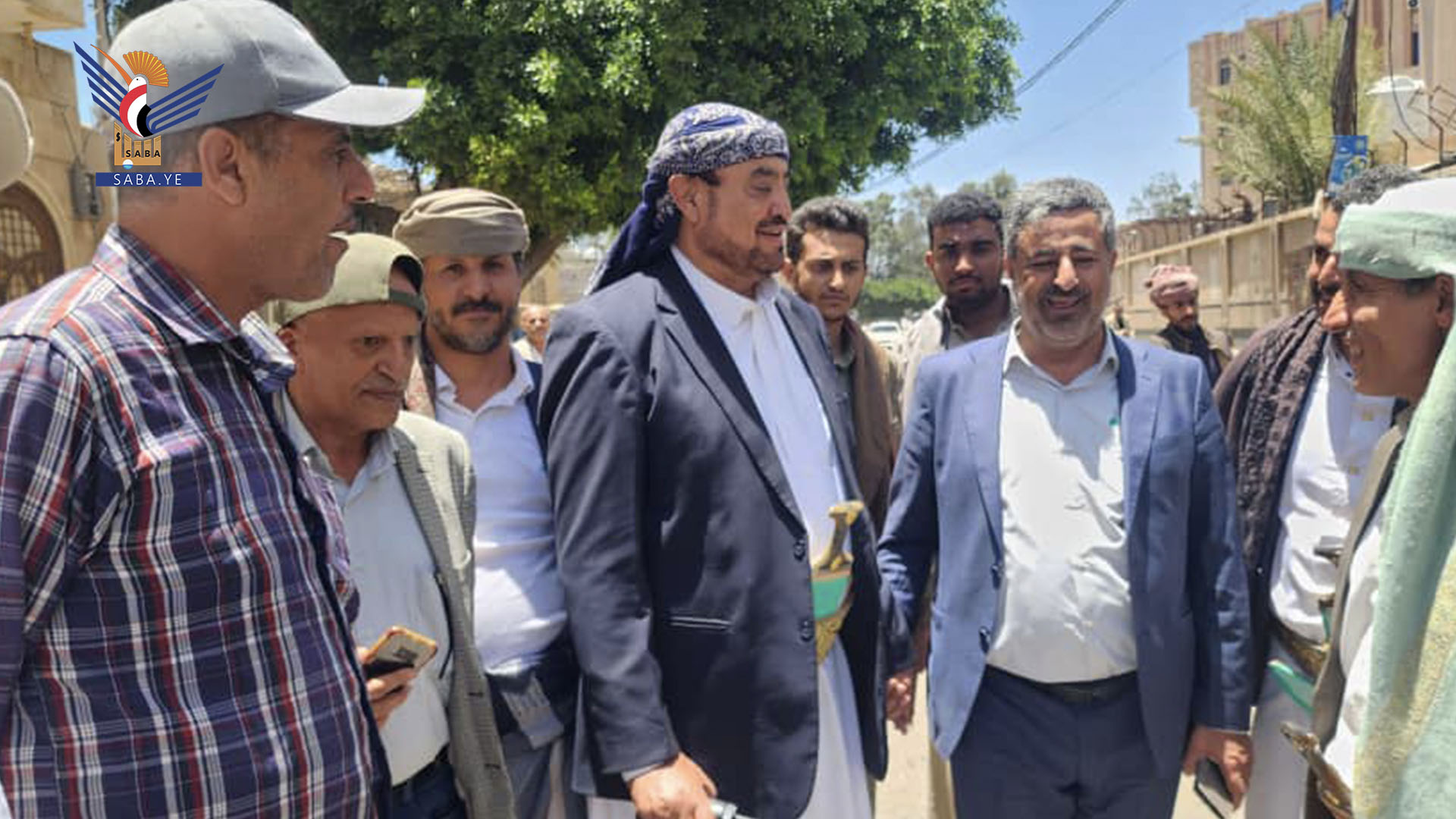 أمين العاصمة يتفقد أعمال ترميم الشوارع وتنظيف قنوات تصريف المياه 