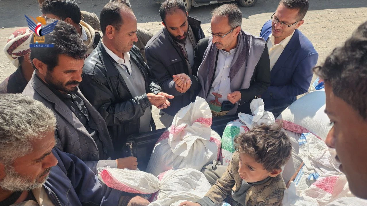 تدشين شراء بذور القمح من مزارعي مخلاف منقذة بمديرية ذمار