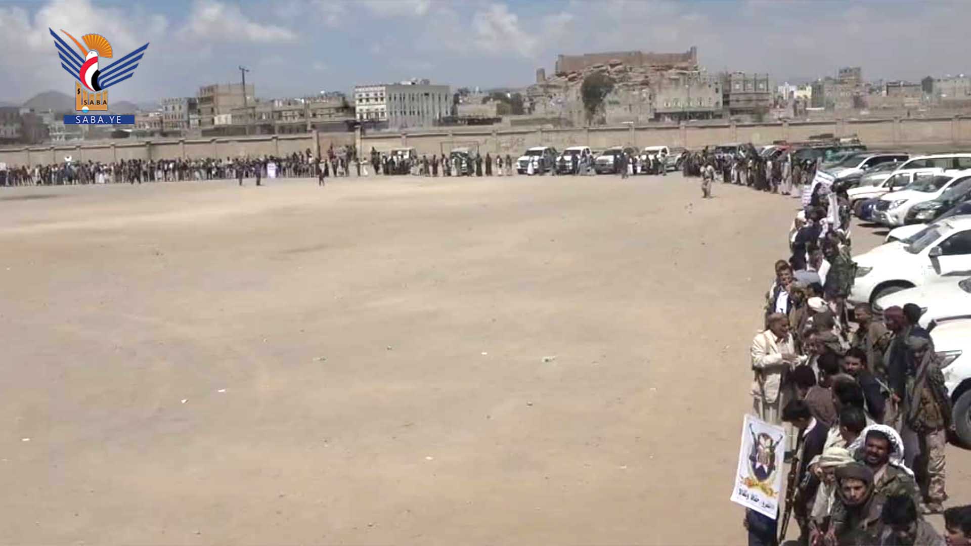 أبناء رداع في البيضاء يعلنون النفير العام لمواجهة العدوان والبراءة من الخونة والعملاء