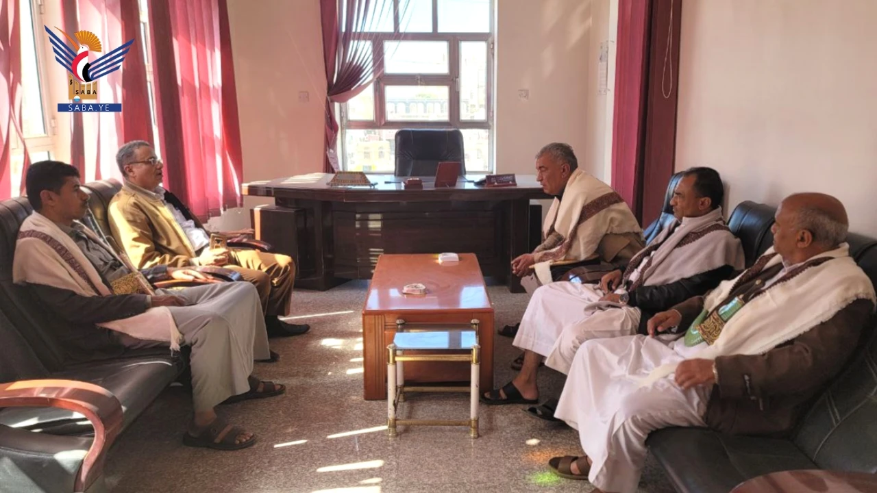 الاطلاع على مستوى الأداء في مكتب الصحة وقطاع التخطيط بحجة