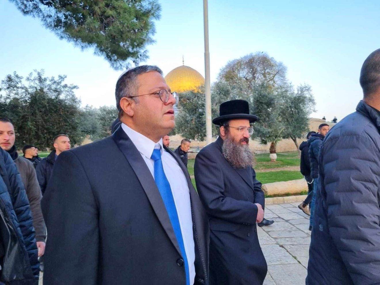 "بن غفير" يقود اقتحام المستوطنين للمسجد الأقصى في آخر أيام "العرش"