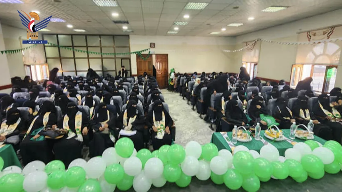 ندوة للكادر النسائي بمصلحة الضرائب والجمارك بذكرى المولد النبوي