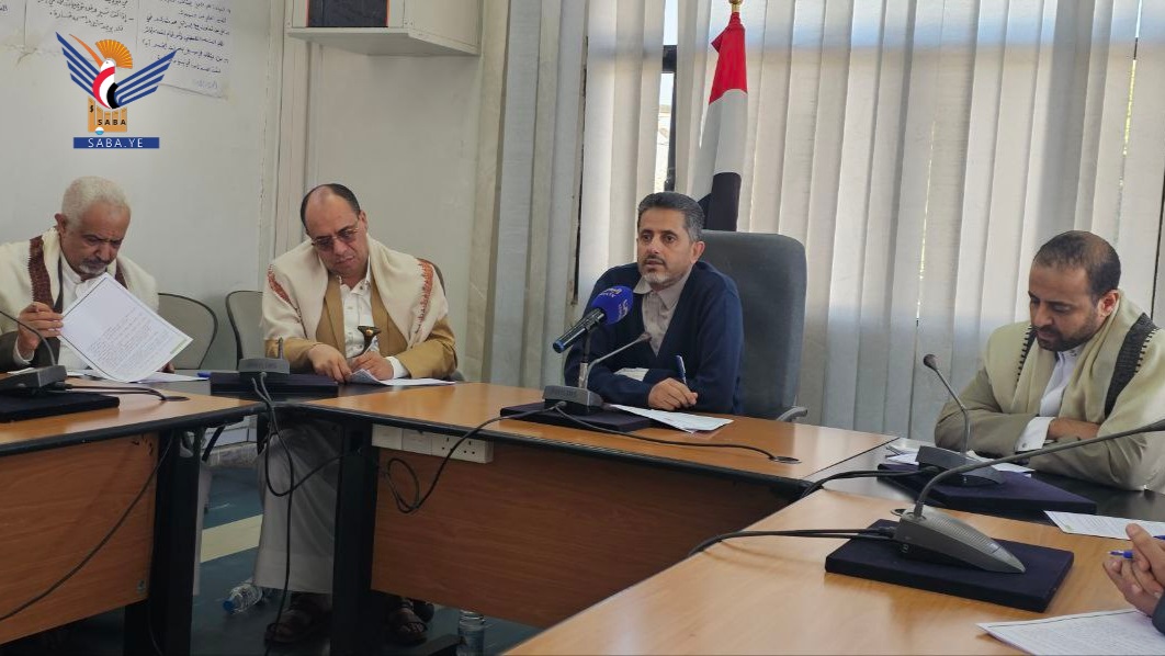 اجتماع برئاسة وزير الإعلام يناقش الموجهات الإعلامية في ظل الأحداث الجارية باليمن وفلسطين