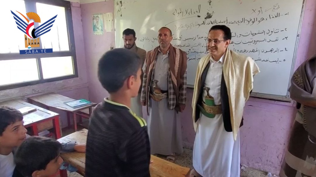 حجة .. تفقد الدورات الصيفية في مركز المحافظة