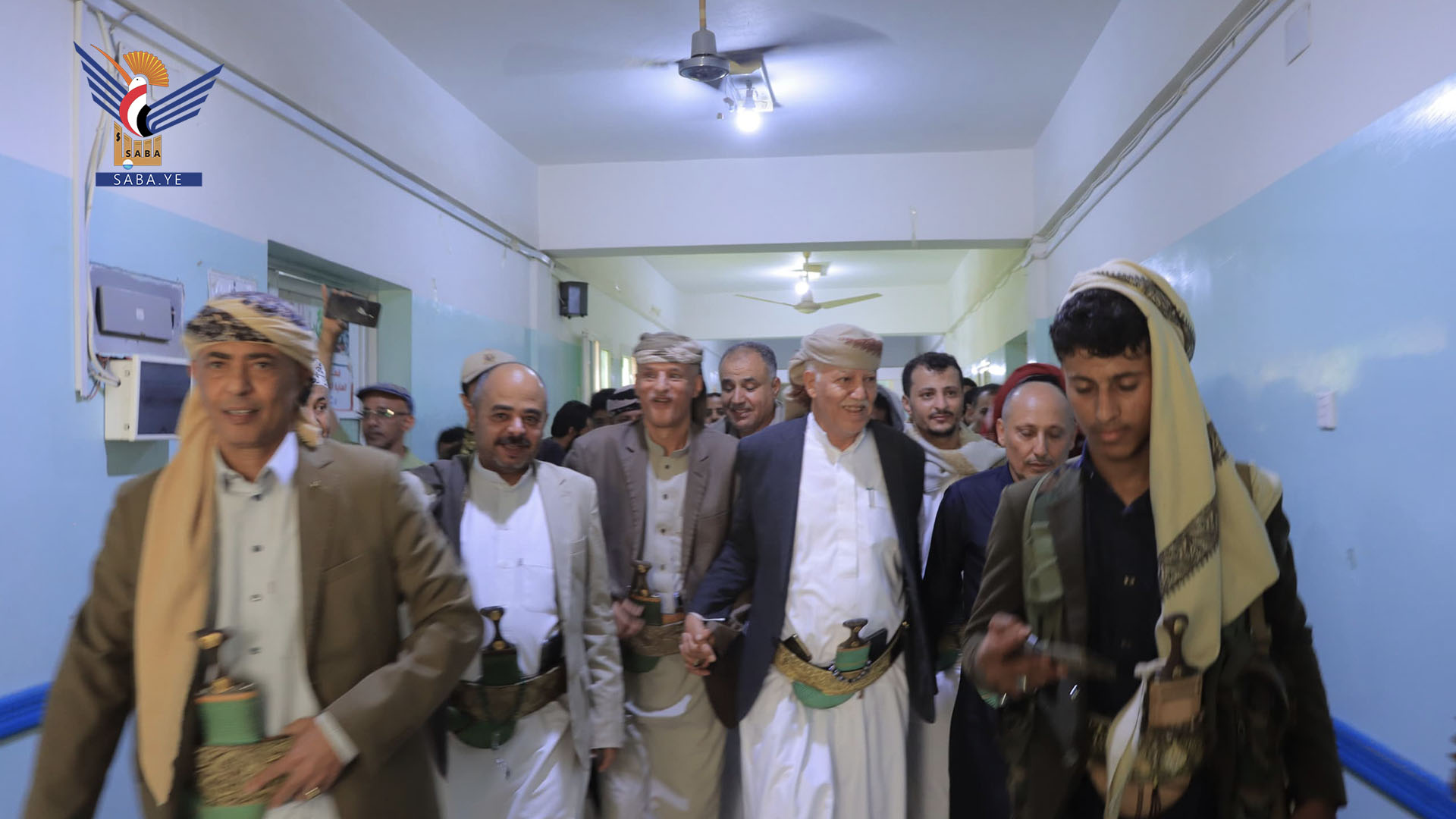 محافظ إب يتفقد مشروع قسم الأطفال بمستشفى العدين