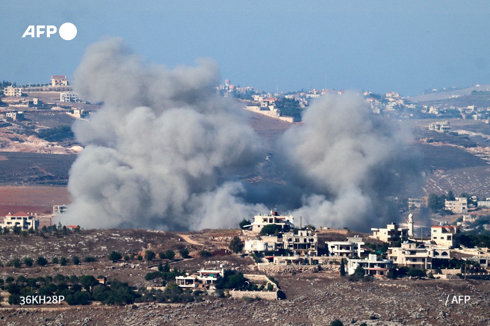 استشهاد مواطن واصابة اخرين اثر قصف العدو الصهيوني جنوب لبنان