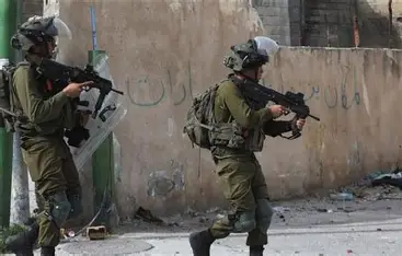 استشهاد فلسطيني في بلدة الرام واعتداءات صهيونية على عدة مناطق بالضفة والقدس