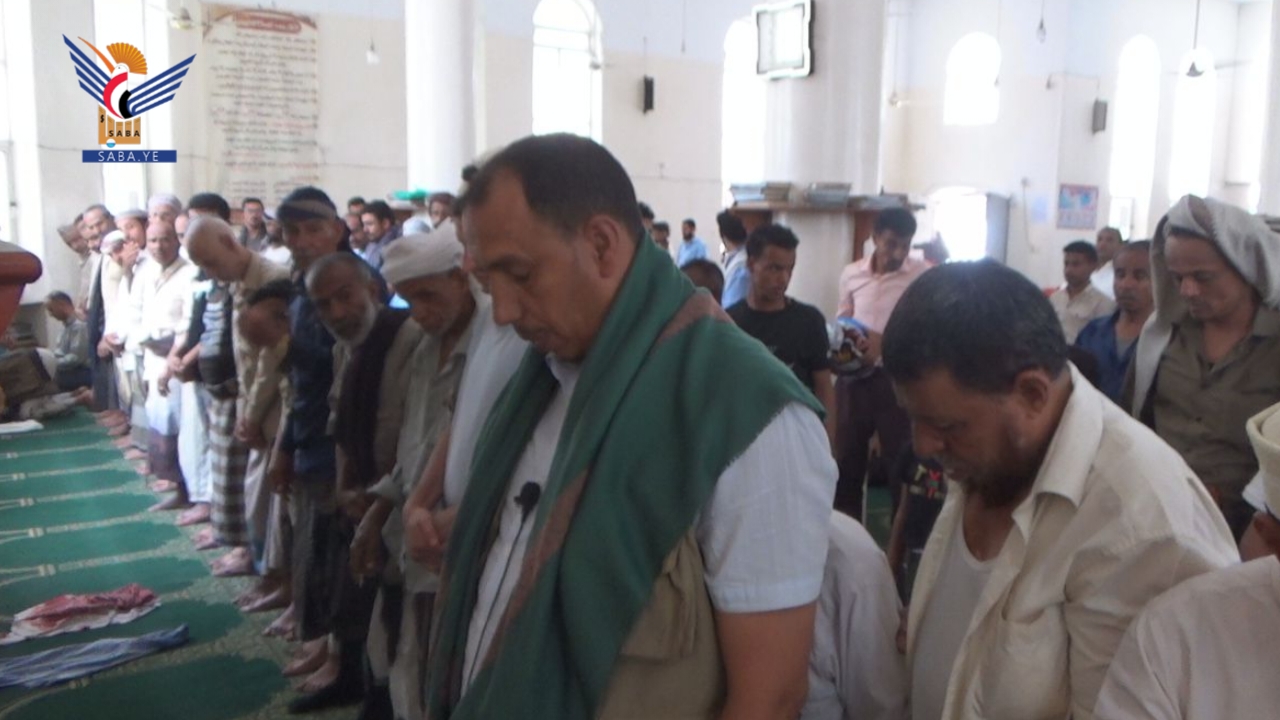 تعز .. تشييع الشهيد بسام المقطري بالراهدة في مديرية خدير