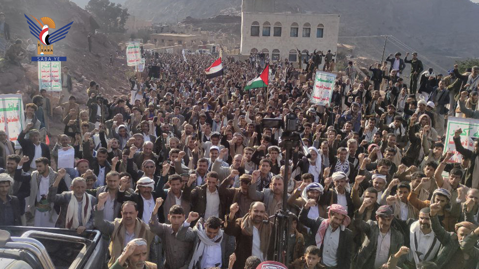 مسيرات حاشدة بحجة تحت شعار "ثابتون مع غزة.. ونواجه التصعيد الأمريكي بالتصعيد"