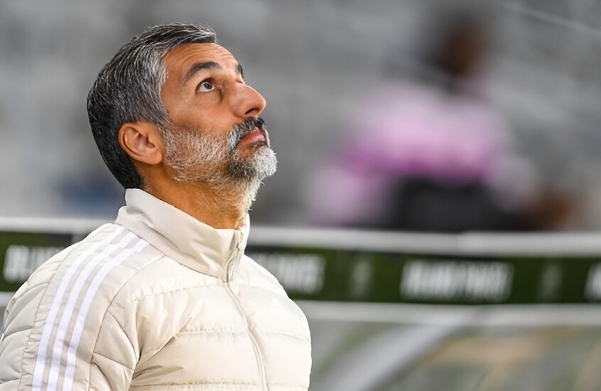 الأهلي المصري يعلن إنهاء تعاقده مع المدرب الإسباني خوسيه ريبييرو