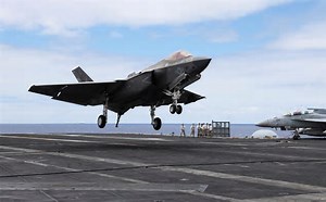 خبراء أمميون يتهمون أمريكا بارتكاب "إعدامات خارج نطاق القضاء" في ضربات ضد قوارب فنزويلية