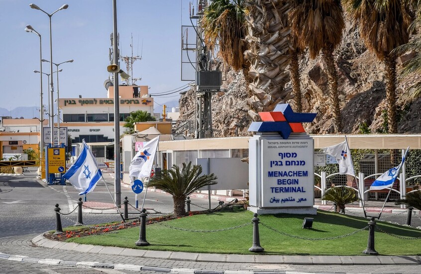  إعلام العدو: الإسرائيليون يهربون من القصف الإيراني إلى أوروبا عبر سيناء