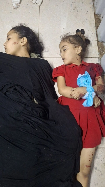 العدو الصهيوني يرتكب مجزرة مروعة استشهد فيها 8 فلسطينيين نصفهم أطفال وسط قطاع غزة