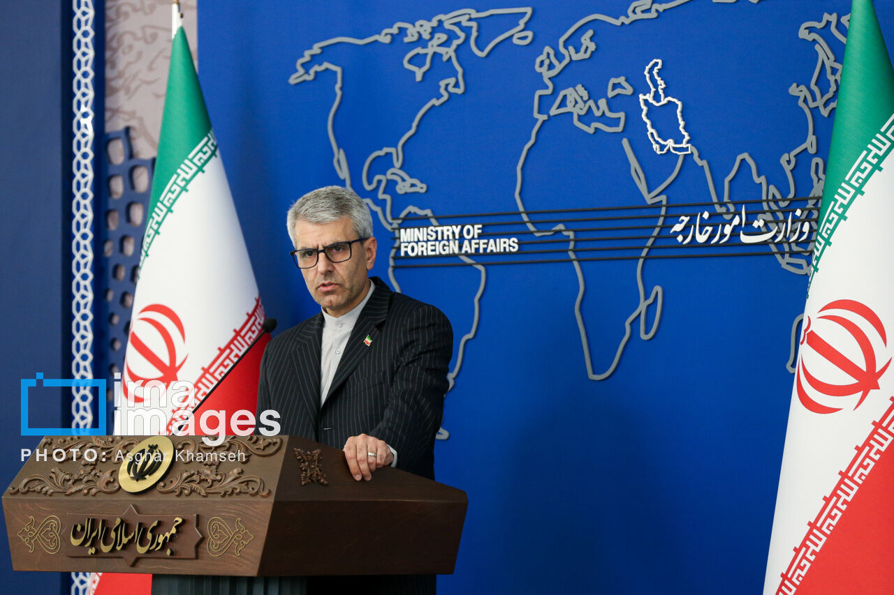 إيران ترحب ببيان الخارجية العمانية بشأن وقف الاعتداءات الأمريكية على اليمن