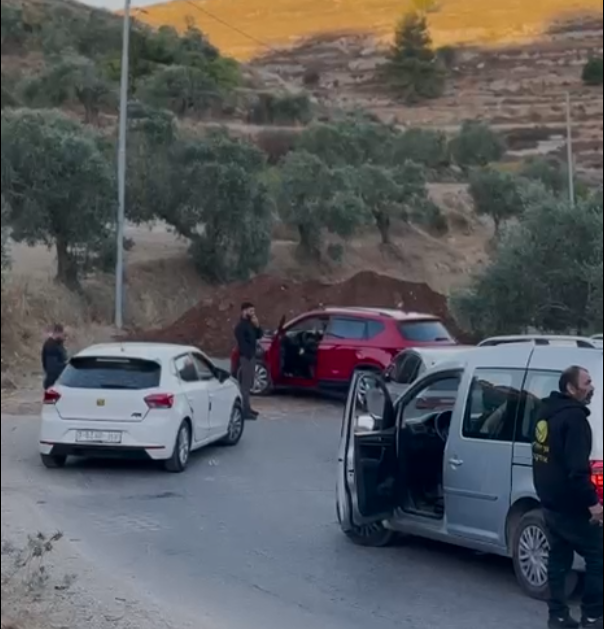 العدو الإسرائيلي يكثف اعتداءاته ضد الفلسطينيين وممتلكاتهم في عدة مناطق بالضفة والقدس