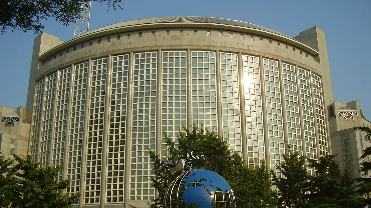 الصين تعلن الإنخراط في جهود الوساطة لوقف التصعيد في الشرق الأوسط