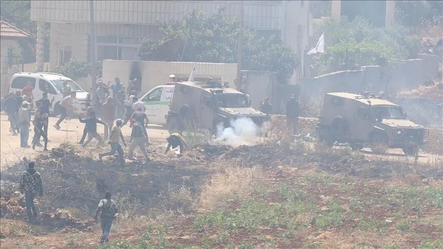 "مقاومة الجدار والاستيطان" بفلسطين: 34 اعتداء من المستوطنين استهدفت المزارعين وأراضيهم ومحاصيلهم