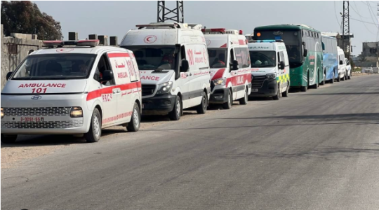 الهلال الأحمر الفلسطيني: مغادرة 48 مريضًا ومصابًا إلى الأردن لتلقي العلاج