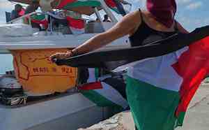 الاحتلال الإسرائيلي سيرحل عشرات الناشطين كانوا على متن "أسطول الصمود" إلى اليونان