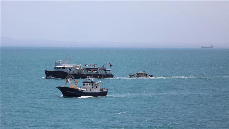 أسطول الصمود: البحرية "إسرائيل" اعترضت آخر سفن الأسطول واختطفت الناشطين