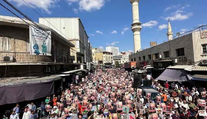 مسيرة حاشدة وسط العاصمة الأردنية نصرة ودعما لأهل غزة